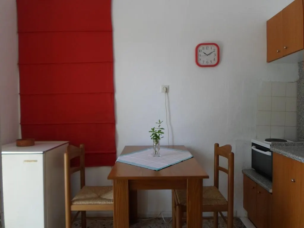 Bozelia Apartments Toroni Aparthotel