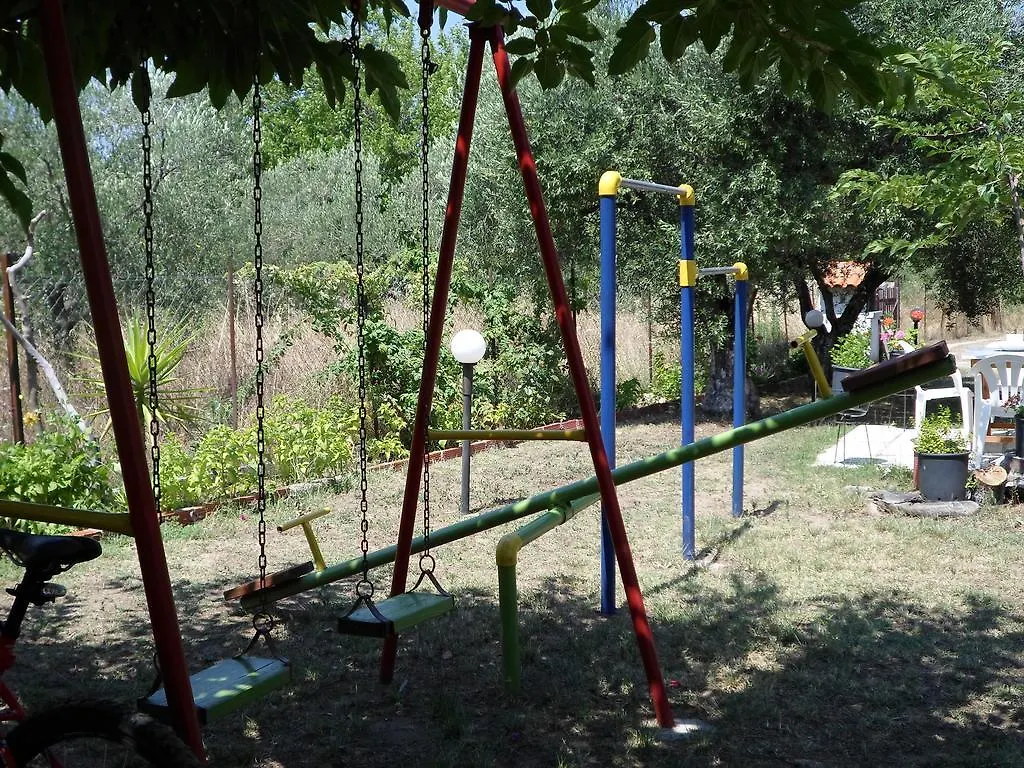Bozelia Apartments Toroni Aparthotel
